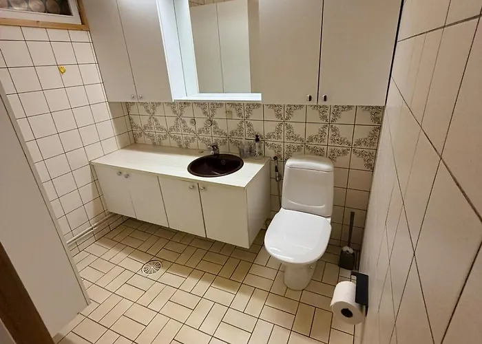 דירה Quiet In A Great Location! *